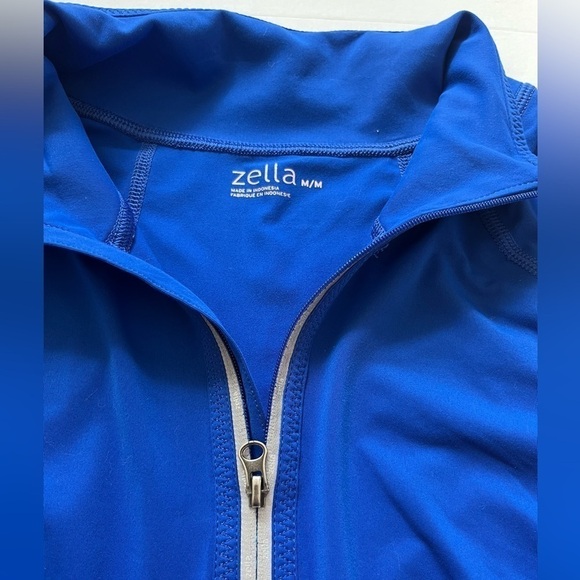 Zella Lightweight Athletic Pullover Size Medium Blue - Picture 3 of 8